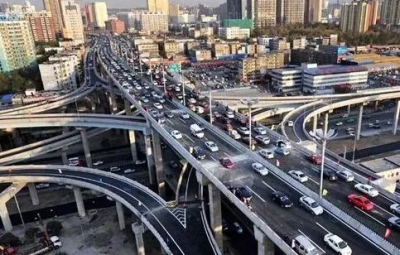  侠客岛：谁推高了三四线城市的房价？