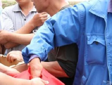 利川文斗：180套易迁房交钥匙