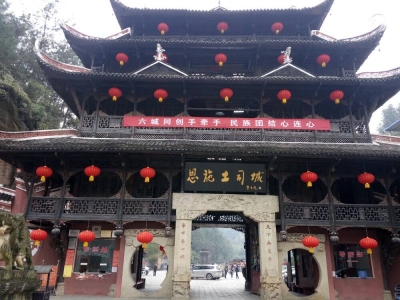 明天开始，恩施新增一条公交线路，连接这两大网红景区