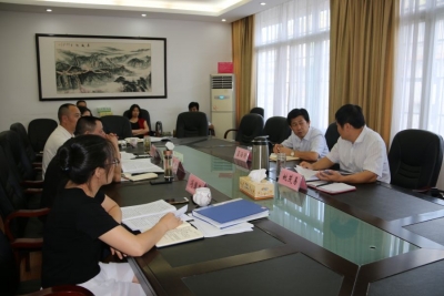 让红脸出汗成为常态用业绩检验“解放思想、转变作风”的成效   --州政府国资委党委“解放思想、转变作风”专题民主生活会纪实    