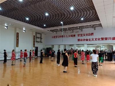 鹤峰积极备战“律动恩施•美好生活”全州连厢大赛
