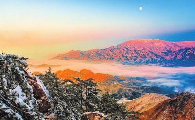 联合国教科文组织颁发《黄冈大别山世界地质公园新成员证书》