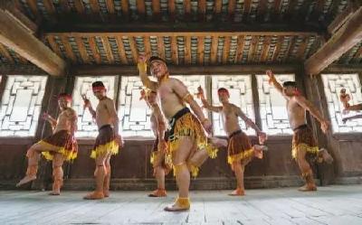 央视用了一个小时讲述利川“肉连响”的故事！