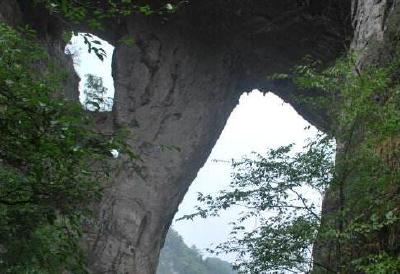 精准扶贫群英谱 | 巴东穿心岩：贫困村“蝶变”民宿旅游村