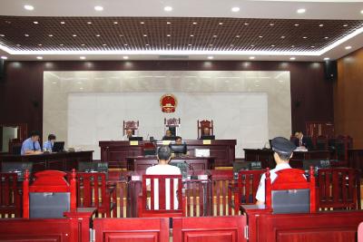 恩施州住建委原党组成员刘跃进涉嫌受贿案一审开庭