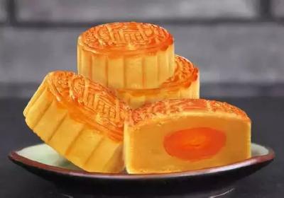 @公职人员 ：月饼这样吃违反纪律！