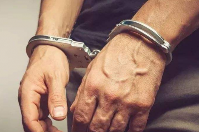 利川专题研究扫黑除恶专项斗争 推动工作取得更大实效
