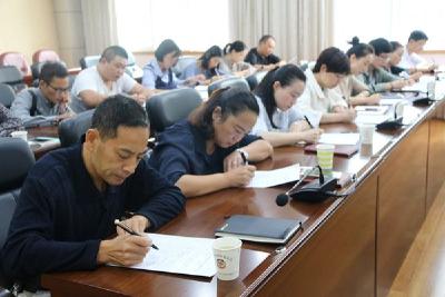 【“十进十建”进行时】鹤峰县： 知纪明法百花放“十进十建”奏强音