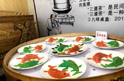 首届楚菜大赛开锣 800名厨师1300道菜品同台