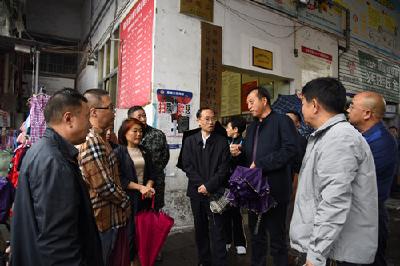 州政协副主席张全榜调研督办州城重点项目建设情况