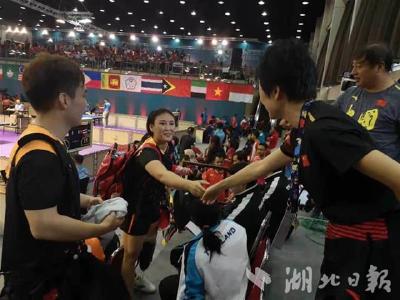 湖北残疾健儿在亚残运会上夺得两枚金牌