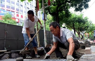 给你一个全新州城 ——恩施市加强城市建设纪略