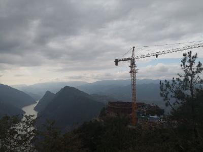 巴东巫峡口景区‘’灵芝仙台‘’景点加紧施工