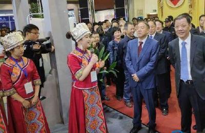 咸丰20家企业80款“硒产品”惊艳亮相第11届中国义乌国际森博会