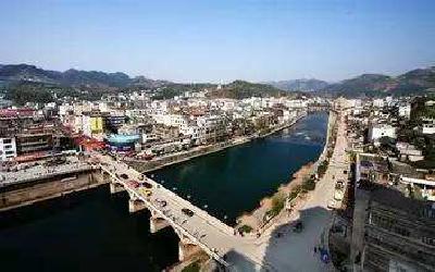 恩施州八届人大常委会举行第十三次会议