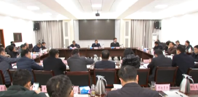 刘芳震在全州四县市五乡镇高山片区综合扶贫现场督办推进会上强调 再提信心 再鼓干劲 坚决打赢脱贫攻坚这场硬仗
