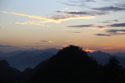 鹤峰：此景只应天上有，人间能得几回观