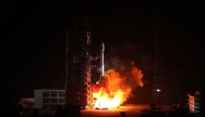 中国“一箭双星”成功发射两颗北斗导航卫星