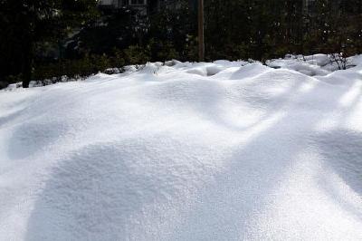 积雪15厘米!湖北多地迎今冬最大降雪 未来3天低温持续