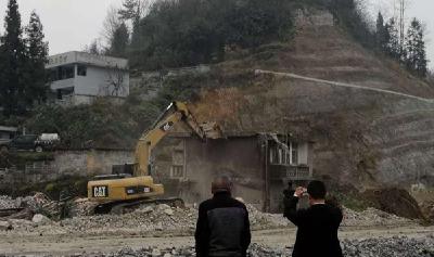 攻坚克难，咸丰大道全面完成征地拆迁任务