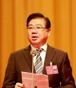 柯俊在州委人才工作领导小组会议上强调  精准选才 精心育才 精准用才 精诚留才  为加快绿色发展提供坚实人才支持和智力保障