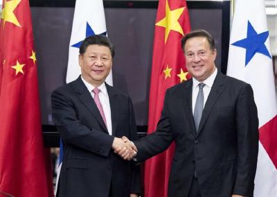 习近平同巴拿马总统巴雷拉举行会谈 