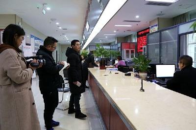 【纪检人在行动】咸丰县：严查“四风”过“廉”节