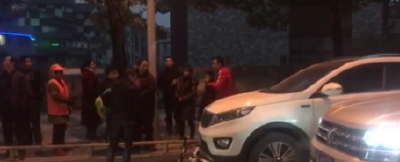 教训！来凤一男子醉驾 撞上骑自行车学生