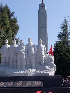 【改革开放四十年】咸丰马官屯:红色土地上正在崛起的美丽村庄