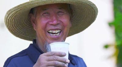 这些励志的脱贫故事，我们记录下无数温暖瞬间 