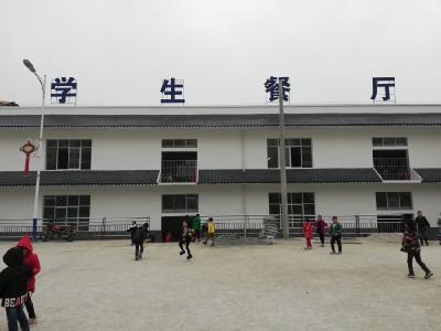 宣恩一小学新餐厅落成 孩子们乐坏了