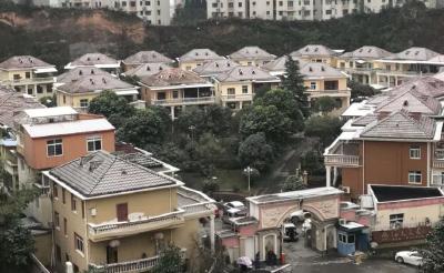 是的，城区下雪了！但是恩施人，别太激动……