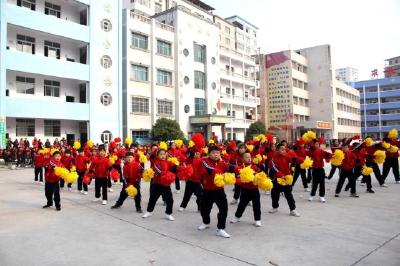 国学润童心 看恩施娃如何演绎《弟子规》
