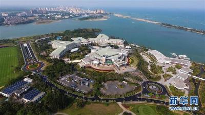 跨越转型关口 激发创造活力——十八届三中全会以来全面深化经济体制改革综述
