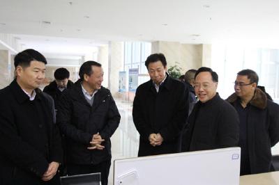 省委特色工作目标考核组视察国家硒检中心
