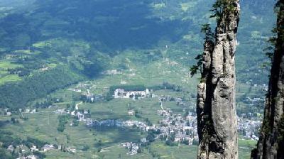 【40年看恩施】“旅游+扶贫” 恩施大峡谷驶入脱贫致富“快车道”