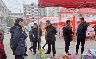 建始县城管局开展节前整治工作，保障节日祥和氛围