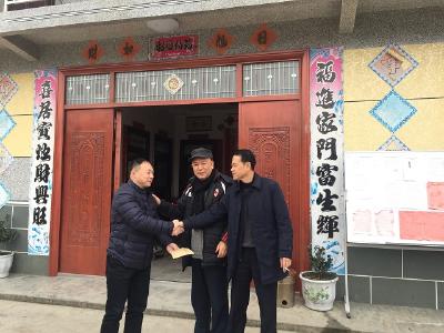 州公路局开展春节走访慰问活动