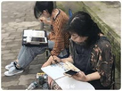 艺考生赶考：有人5天跑3个省 有人穿颜料衣来不及换