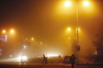 大雾橙色预警！全省多地能见度低于200米，将持续至上午