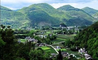 建始：文明乡风点亮最美扎鱼口