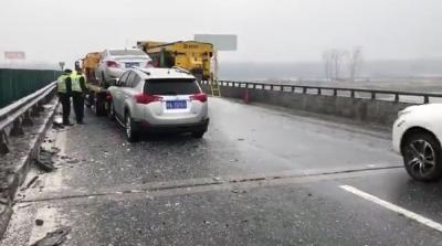 春节返程恩施高速路况实时更新 | 低温雨雪持续 驾车返程注意安全