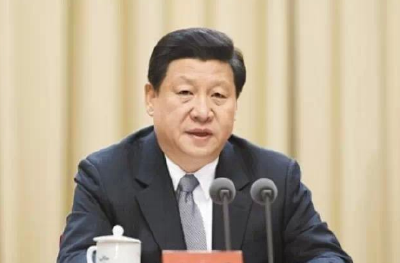习近平主持中共中央政治局会议 讨论政府工作报告