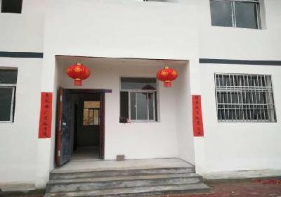 巴东：“忧居”变“优居” 幸福来敲门