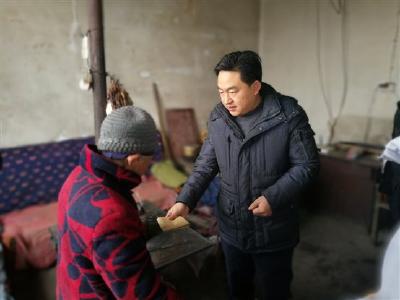 新春走基层 温暖大沟行