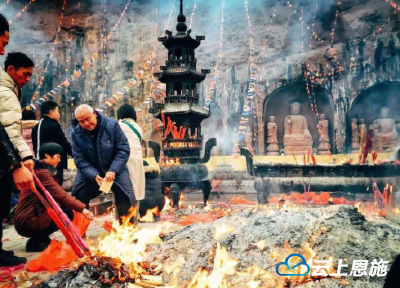 来凤春节旅游热 接待游客达十二余万人