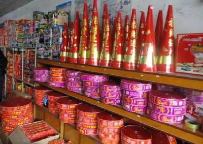 8万块钱烟花就图个热闹…农村过度燃放鞭炮亟待刹车