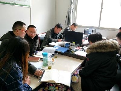 鹤峰县：一线督查“铆紧”扶贫领域作风链