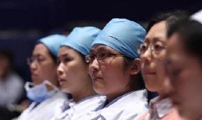 湖北81名医护人员组成第26批援阿医疗队