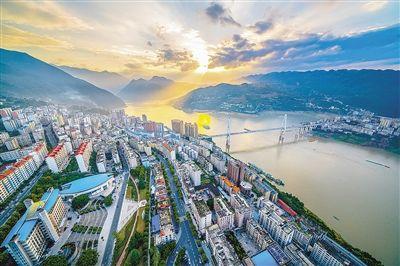 巴东完成交通固定资产投资7亿元 获州表彰